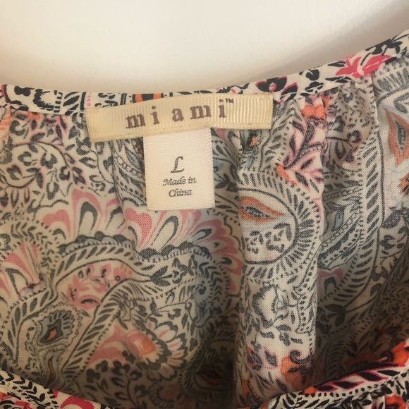 Top - Picture 3 of 4